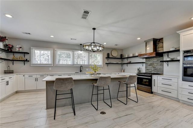 3700 Wickloe Court, Snellville, GA 30039