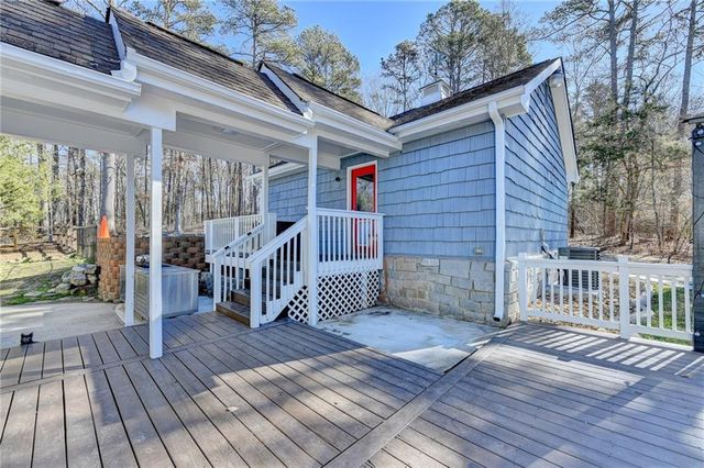 3700 Wickloe Court, Snellville, GA 30039