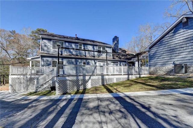 3700 Wickloe Court, Snellville, GA 30039