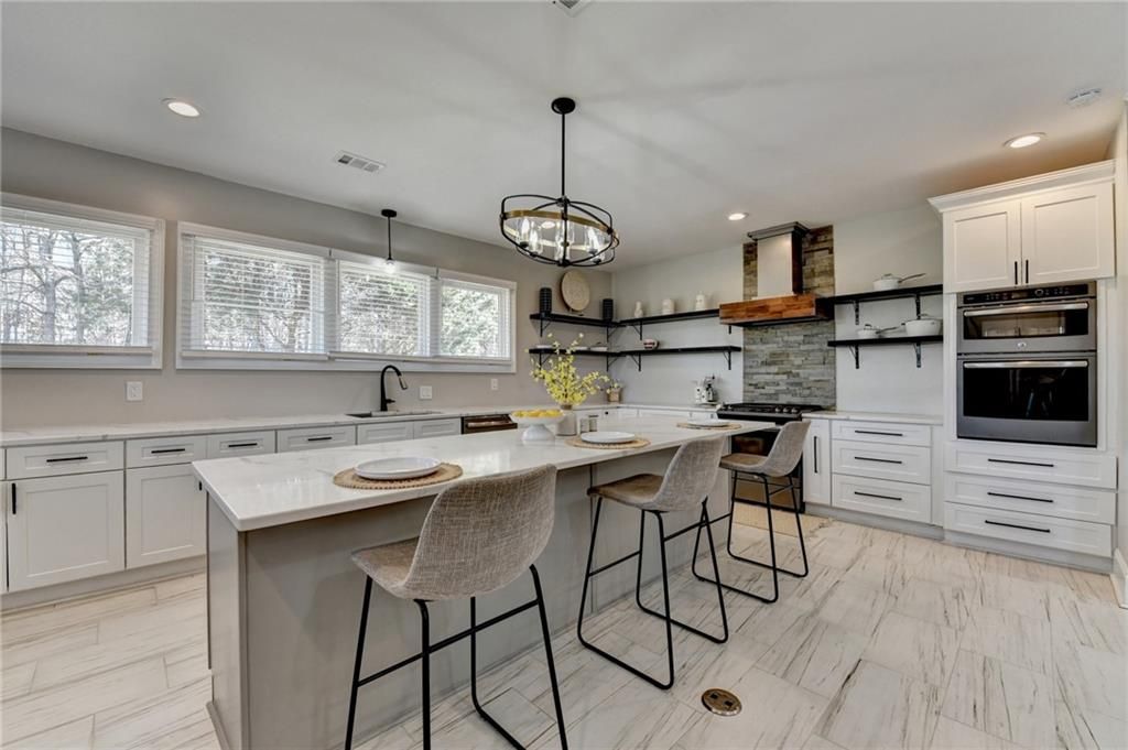 3700 Wickloe Court, Snellville, GA 30039