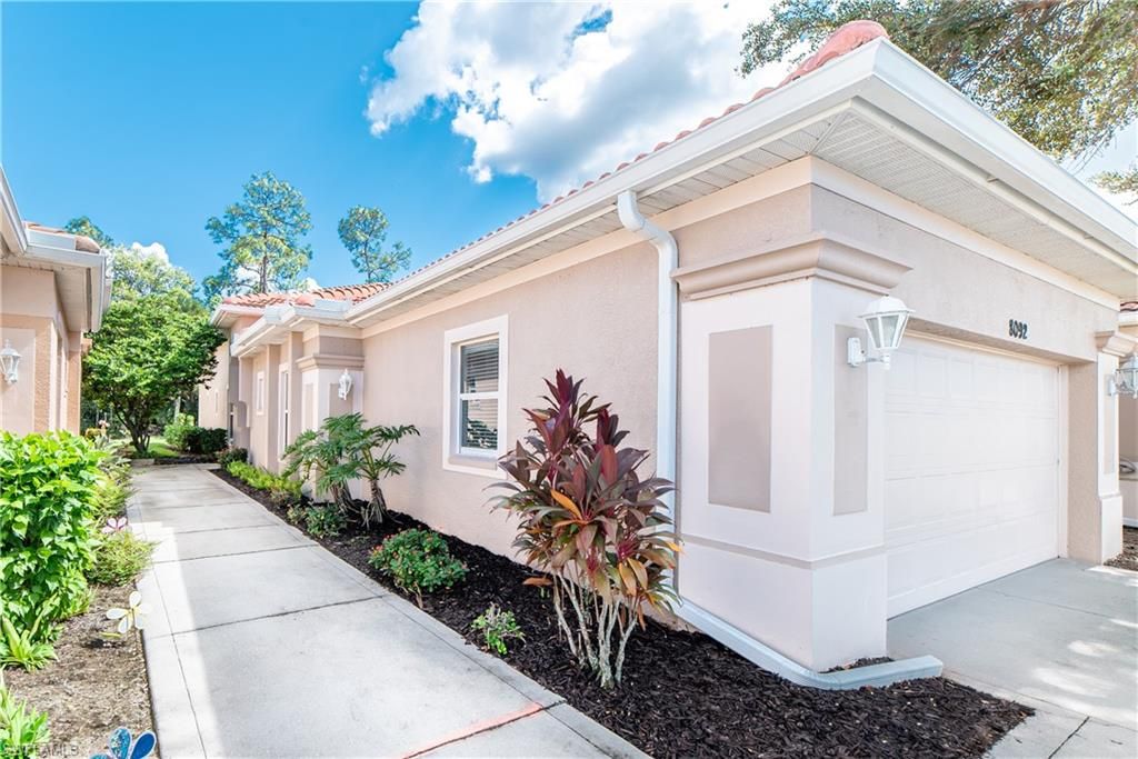8092 Sanctuary DR 1, NAPLES, FL 34104 — photo 2