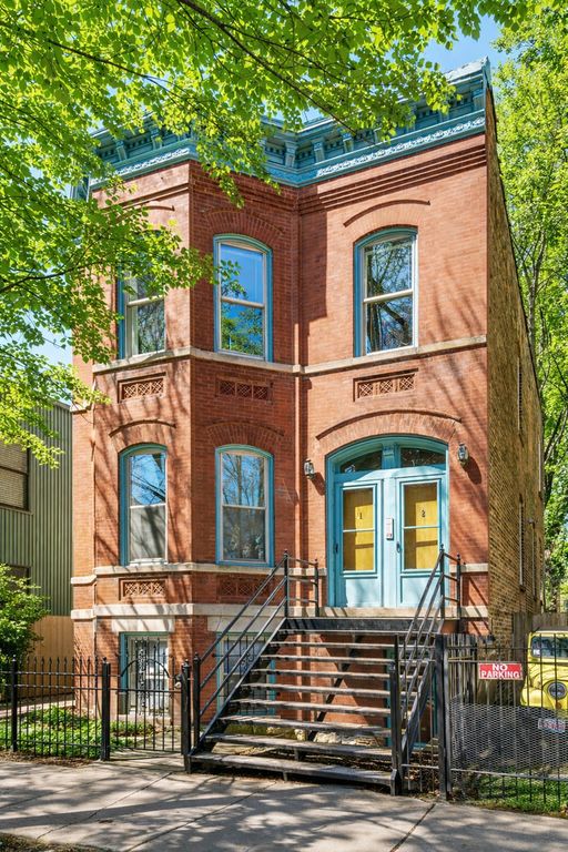 1236 N Marion Court, Chicago, IL 60622