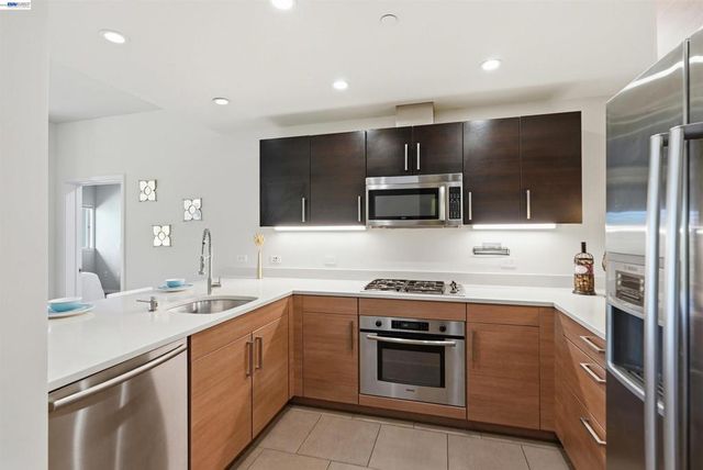 6465 San Pablo Ave 3-2, Oakland, CA 94608