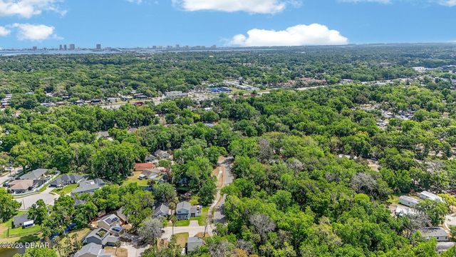 3639 Old Hammock Road, Port Orange, FL 32129