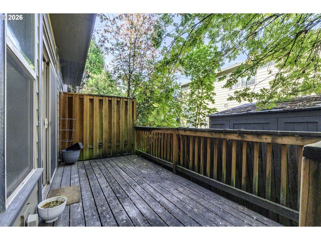 3137 Ne 14TH Pl, Hillsboro, OR 97124