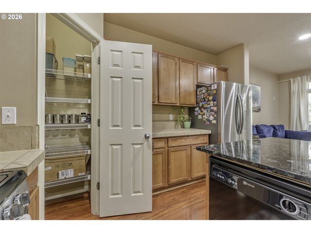 3137 Ne 14TH Pl, Hillsboro, OR 97124