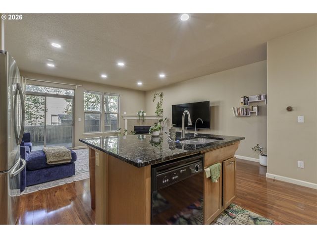 3137 Ne 14TH Pl, Hillsboro, OR 97124