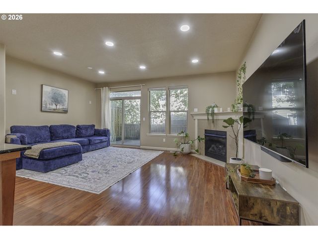 3137 Ne 14TH Pl, Hillsboro, OR 97124