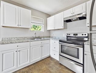 1130 7th Avenue N, Texas City, TX 77590