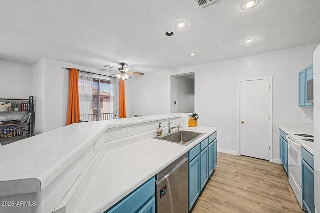 1419 N 81ST Avenue, Phoenix, AZ 85043