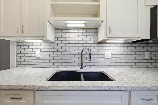 2501 Jackson Avenue, Kansas City, MO 64127