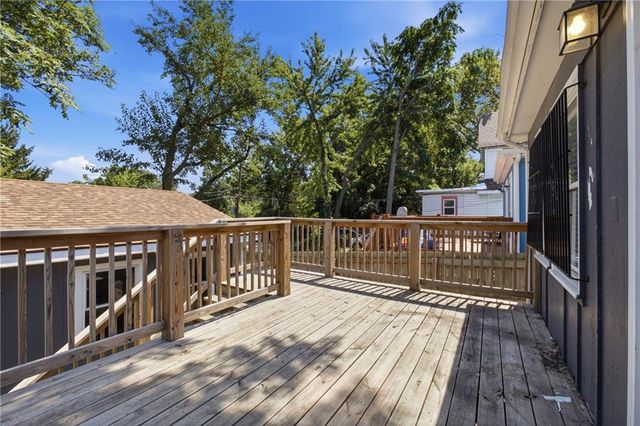 2501 Jackson Avenue, Kansas City, MO 64127