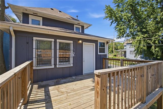 2501 Jackson Avenue, Kansas City, MO 64127