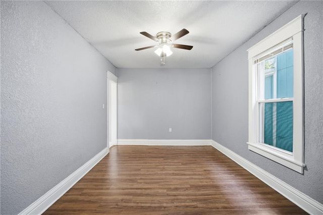 2501 Jackson Avenue, Kansas City, MO 64127