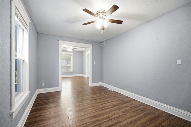 2501 Jackson Avenue, Kansas City, MO 64127
