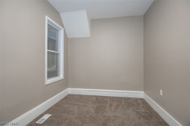 3211 W 90th Street, Cleveland, OH 44102