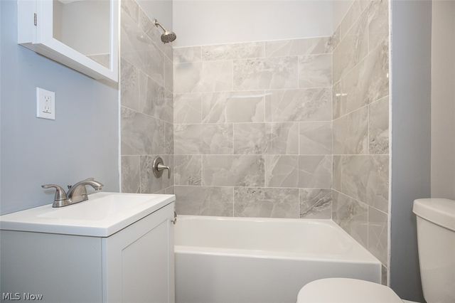 3211 W 90th Street, Cleveland, OH 44102