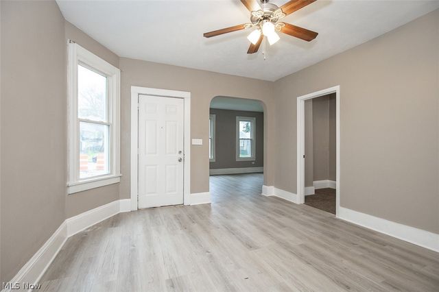 3211 W 90th Street, Cleveland, OH 44102