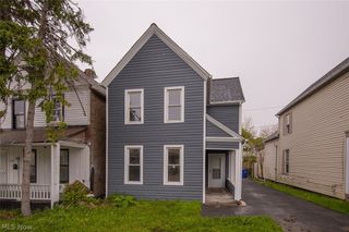 3211 W 90th Street, Cleveland, OH 44102