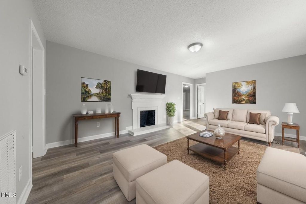 210 N Monroe Avenue, Sanford, NC 27330