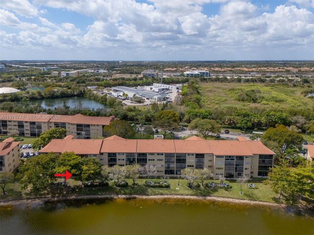 1201 SW 141st Ave 110J, Pembroke Pines, FL 33027