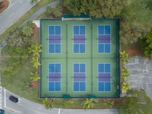 1201 SW 141st Ave 110J, Pembroke Pines, FL 33027