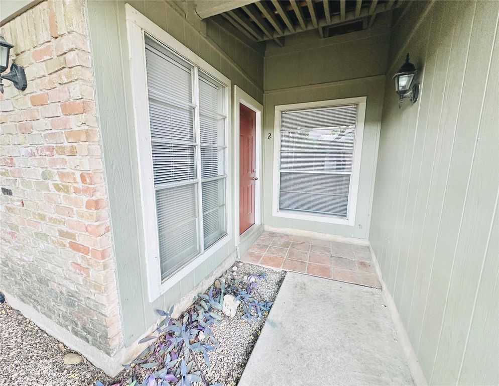 3424 Willowrun DR 2, Austin, TX 78704