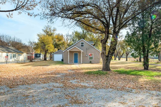 4330 S Seneca St, Wichita, KS 67217