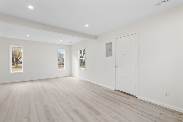 4330 S Seneca St, Wichita, KS 67217