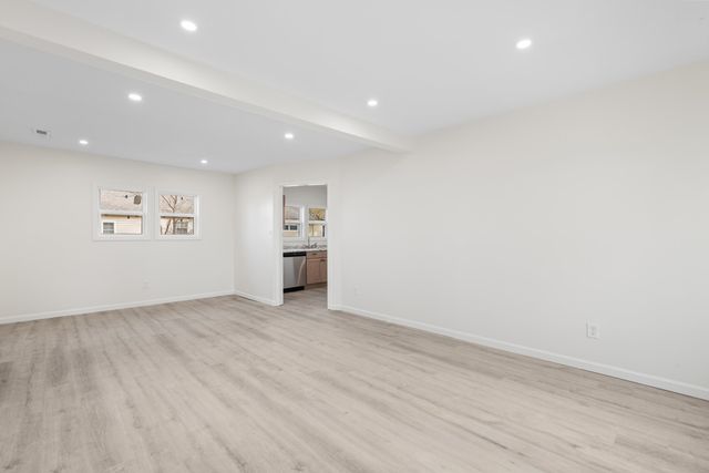 4330 S Seneca St, Wichita, KS 67217