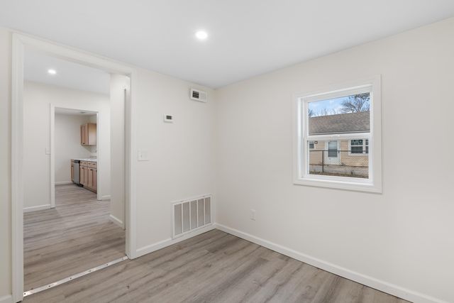 4330 S Seneca St, Wichita, KS 67217