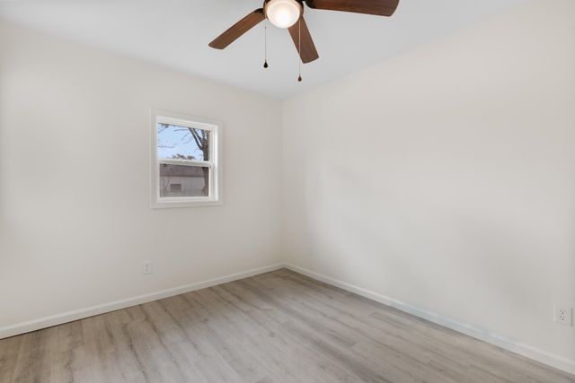 4330 S Seneca St, Wichita, KS 67217