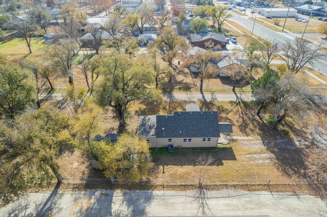 4330 S Seneca St, Wichita, KS 67217