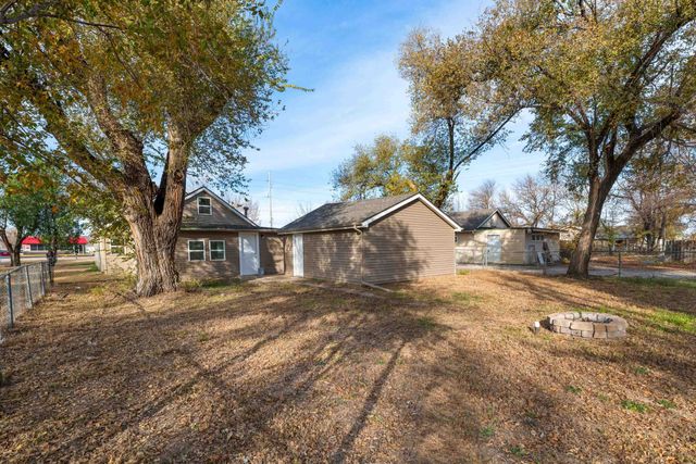 4330 S Seneca St, Wichita, KS 67217