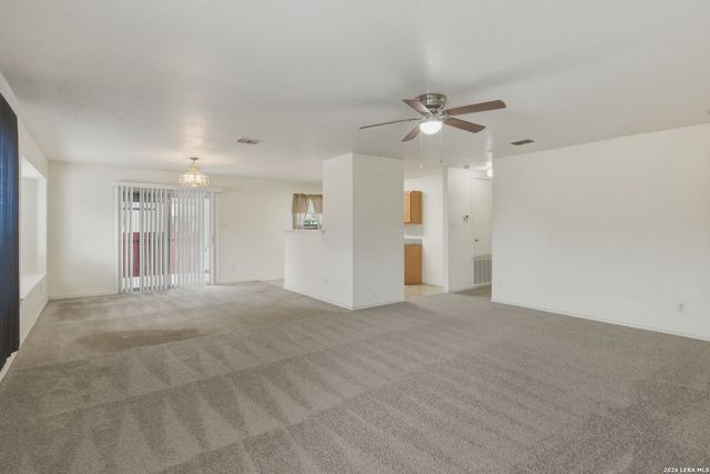 101 Gatewood Lk, Cibolo, TX 78108