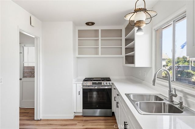 10051 Brookside Dr., Garden Grove, CA 92840