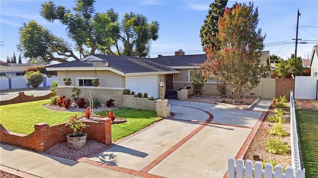 10051 Brookside Dr., Garden Grove, CA 92840