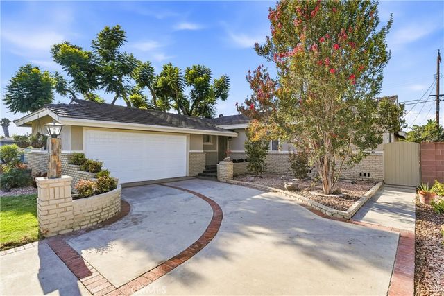 10051 Brookside Dr., Garden Grove, CA 92840