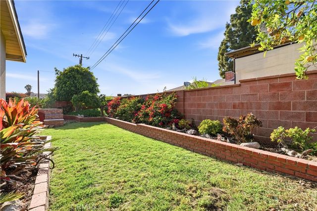 10051 Brookside Dr., Garden Grove, CA 92840