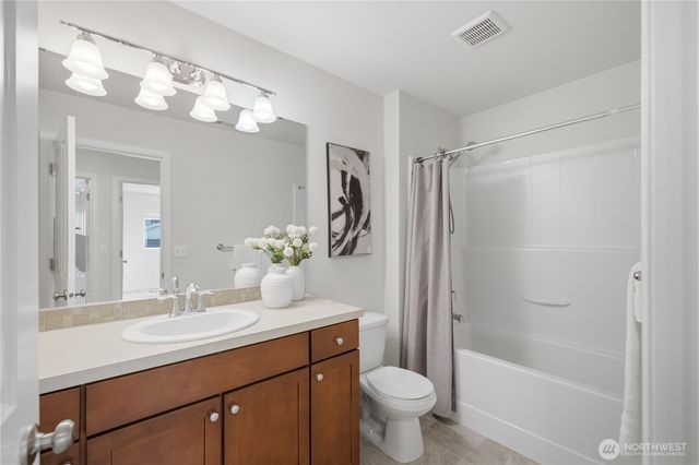 20124 S Danvers Road, Lynnwood, WA 98036