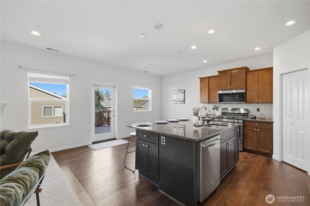 20124 S Danvers Road, Lynnwood, WA 98036