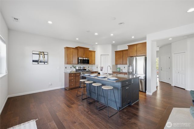 20124 S Danvers Road, Lynnwood, WA 98036