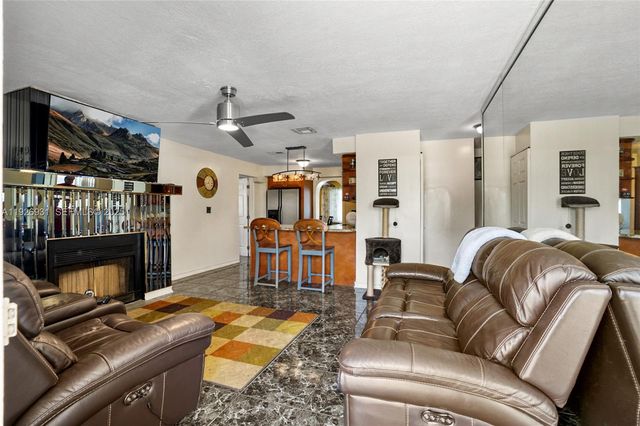 3010 NE 10th Ter, Pompano Beach, FL 33064