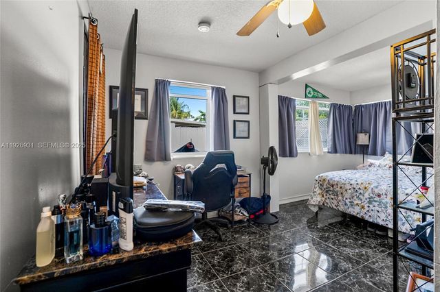 3010 NE 10th Ter, Pompano Beach, FL 33064