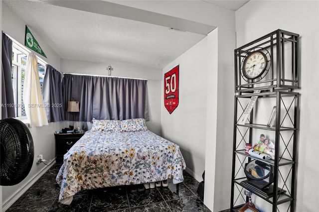 3010 NE 10th Ter, Pompano Beach, FL 33064