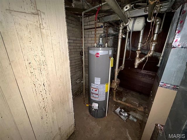 6514 Glenmore Avenue, St Louis, MO 63121