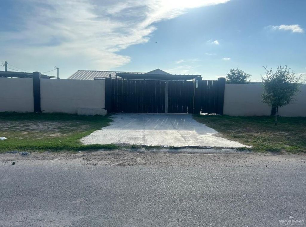 16417 Cavargna Drive, Donna, TX 78537