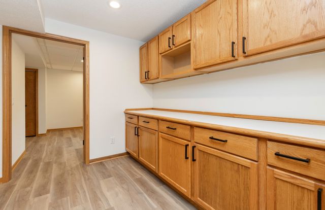 9221 Timberwood Drive, Johnston, IA 50131