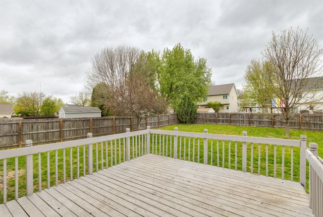 9221 Timberwood Drive, Johnston, IA 50131