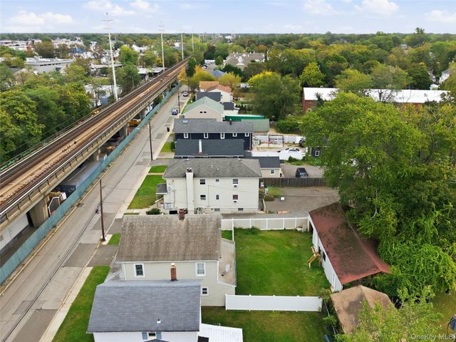 19 Railroad Avenue, Amityville, NY 11701